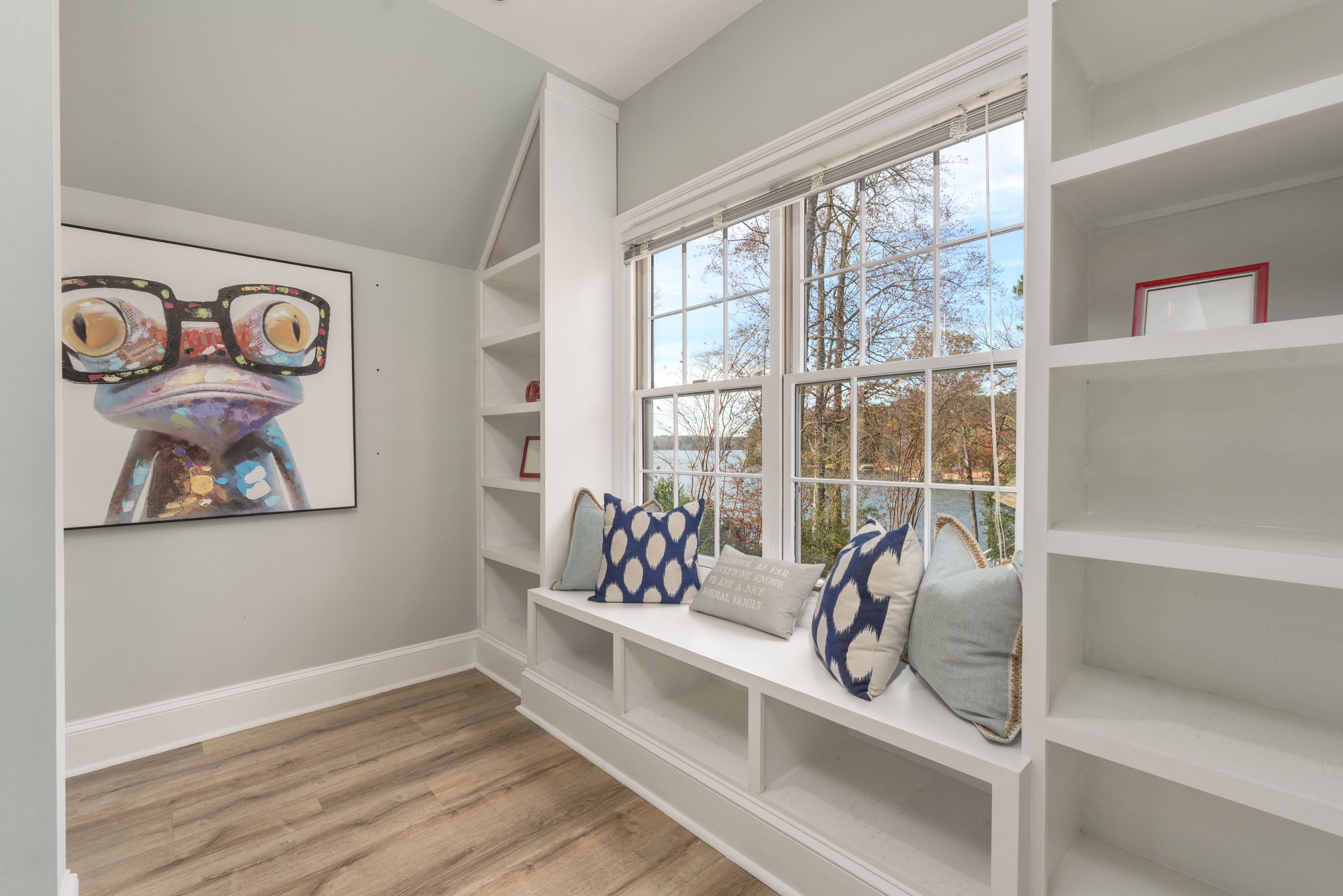 1571 Snug Harbor Drive image 37